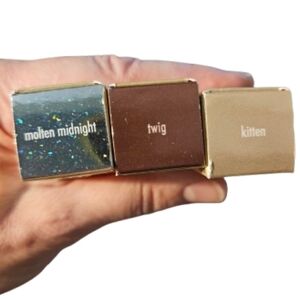 Stila Liquid Eyeshadow Twig